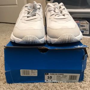 Adidas, Yung 96 Chasm, white, gently used, no odor